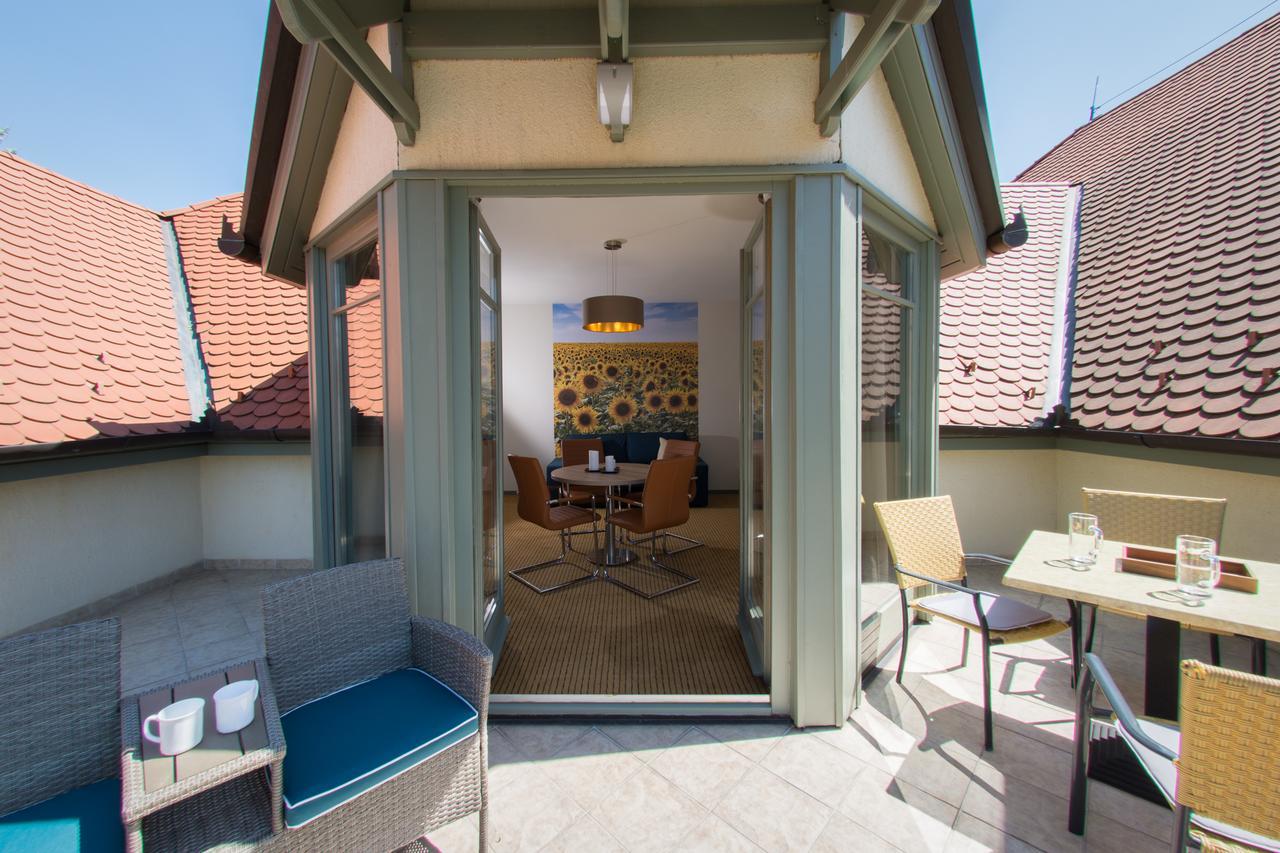 Villa Oliva Boutique Rooms&Spa Zamárdi Exterior foto